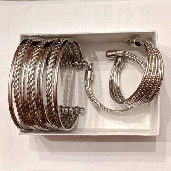 Stacked Silver Tone Cuff Bracelet Multi-Row Bangles - Picture 8 of 8